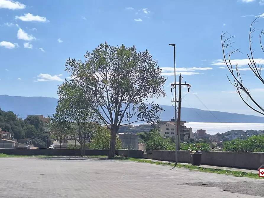 Immagine 2 di Appartamento in vendita  a Messina