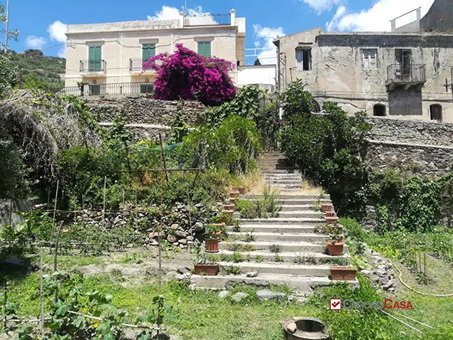 Immagine 10 di Terreno edificabile in vendita  a Messina