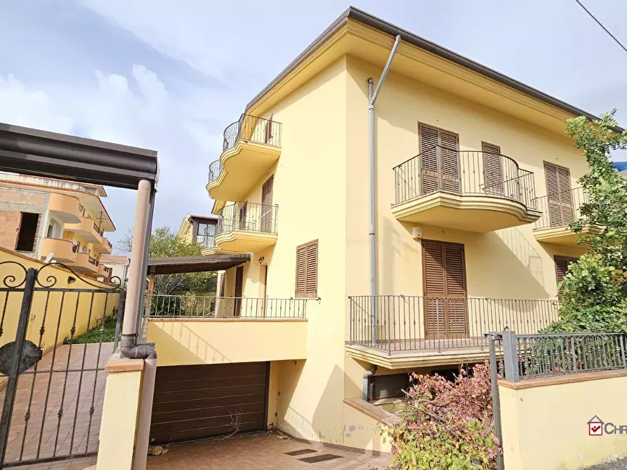 Immagine 1 di Villa in vendita  a Pace Del Mela