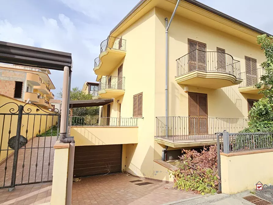 Immagine 9 di Villa in vendita  a Pace Del Mela