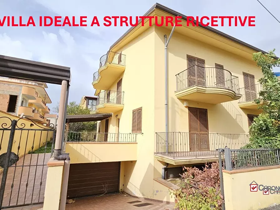 Immagine 1 di Villa in vendita  a Pace Del Mela