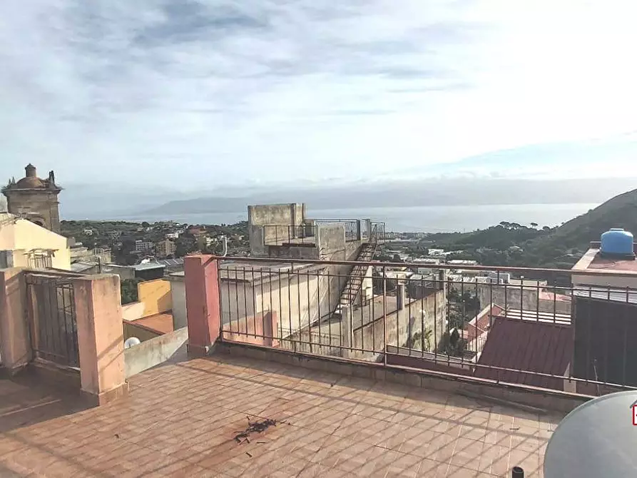 Immagine 1 di Villa in vendita  a Messina