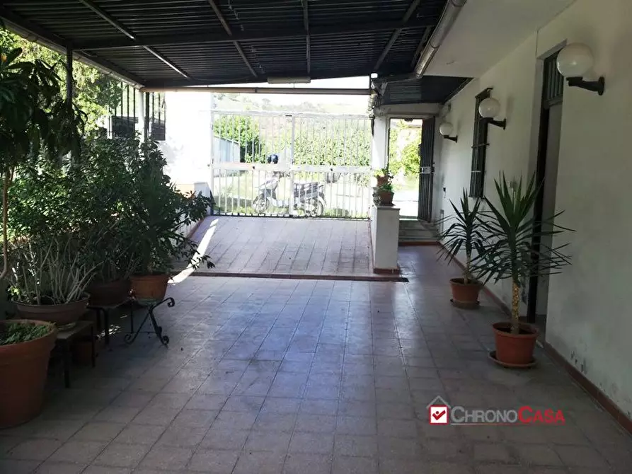 Immagine 2 di Villa in vendita  a Messina