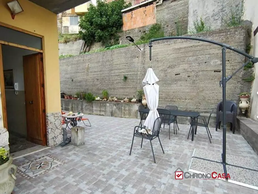 Immagine 6 di Villa in vendita  a Ali' Terme