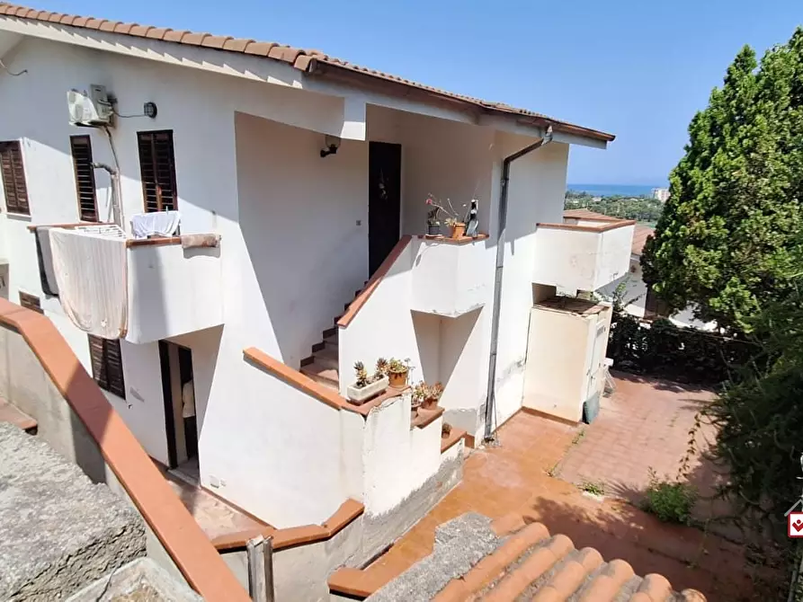 Immagine 3 di Villa in vendita  a Messina