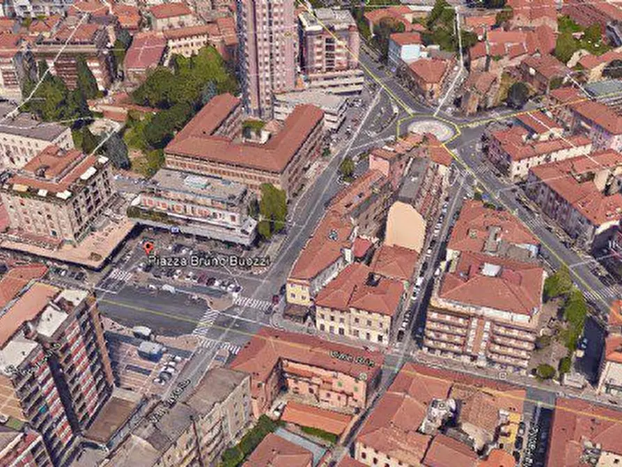 Immagine 1 di Garage in vendita  a Terni