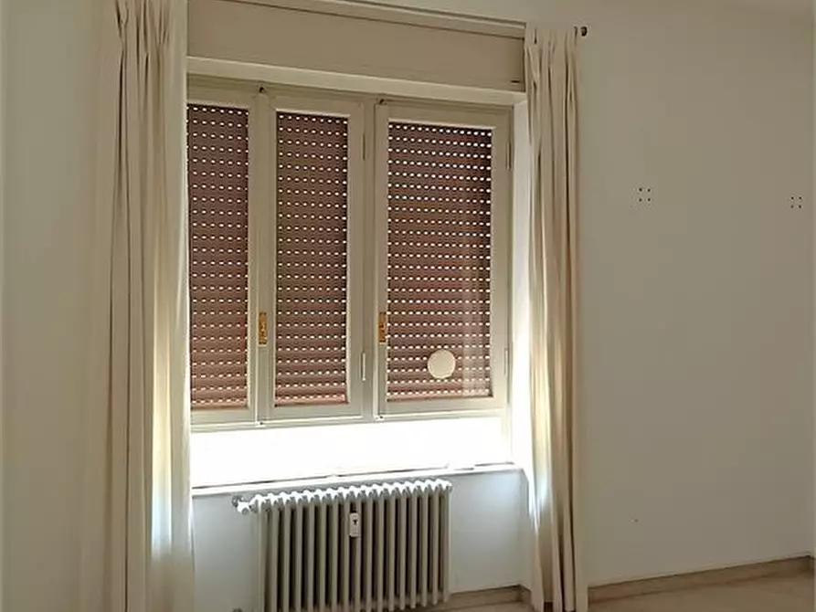 Immagine 4 di Ufficio in affitto  a Terni