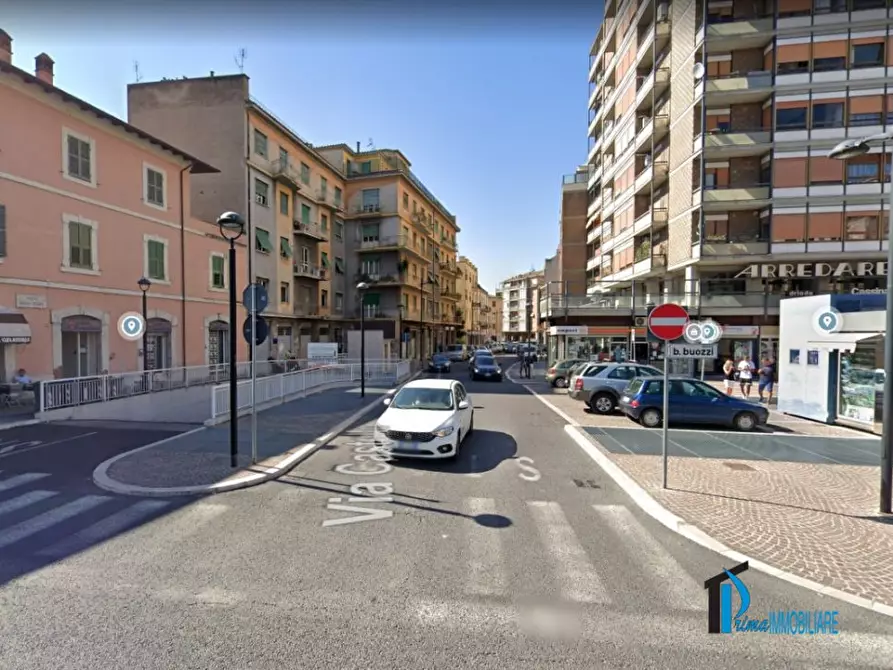 Immagine 8 di Garage in vendita  a Terni