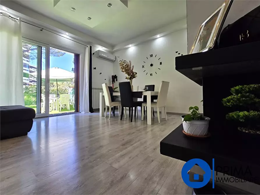 Immagine 3 di Villa in vendita  a Terni