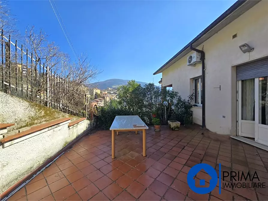 Immagine 7 di Villa in vendita  a Montefranco