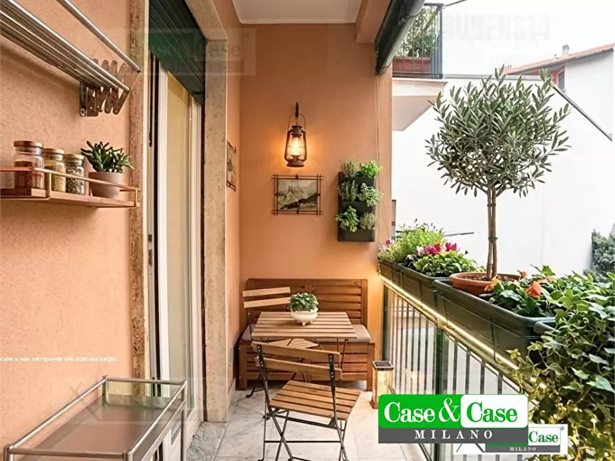 Immagine 5 di Appartamento in vendita  14 a Milano