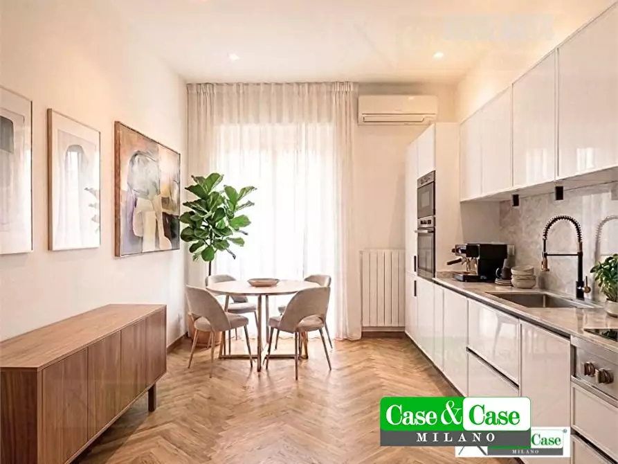 Immagine 2 di Appartamento in vendita  14 a Milano