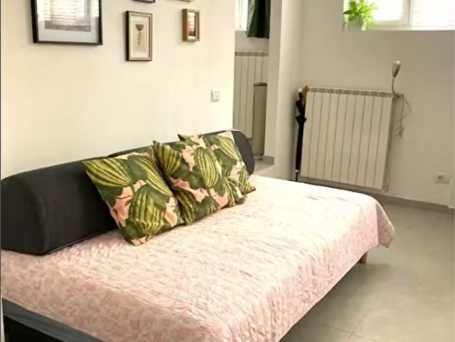 Immagine 5 di Appartamento in vendita  36 a Milano