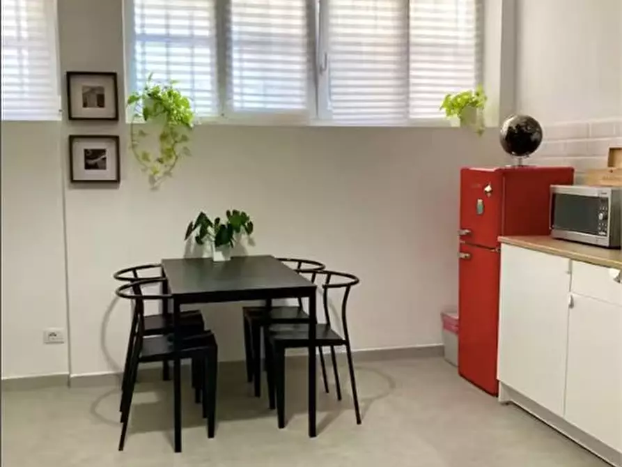 Immagine 3 di Appartamento in vendita  36 a Milano
