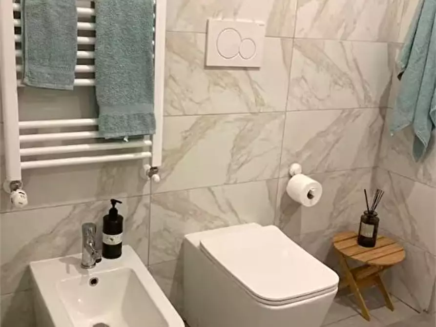 Immagine 6 di Appartamento in vendita  36 a Milano