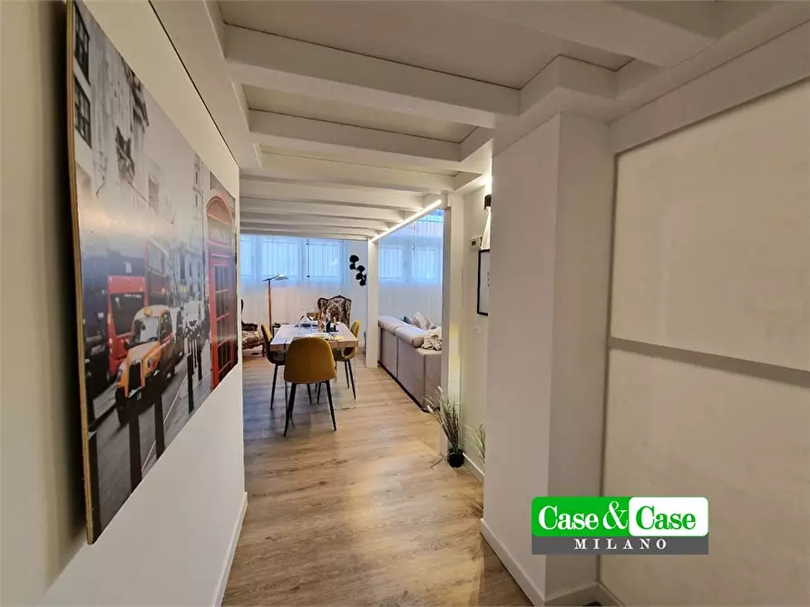 Immagine 2 di Appartamento in vendita  105 a Milano