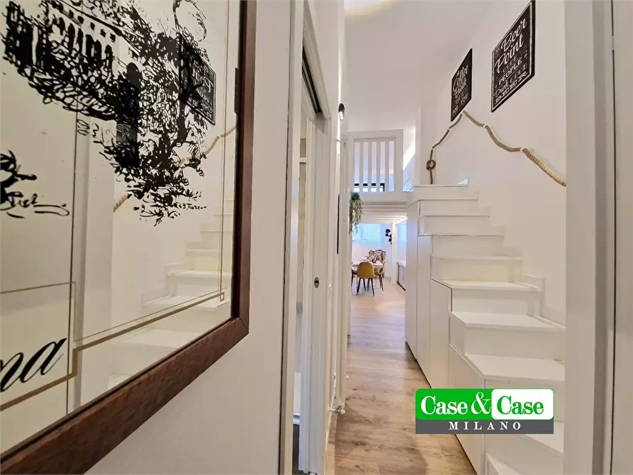 Immagine 1 di Appartamento in vendita  105 a Milano