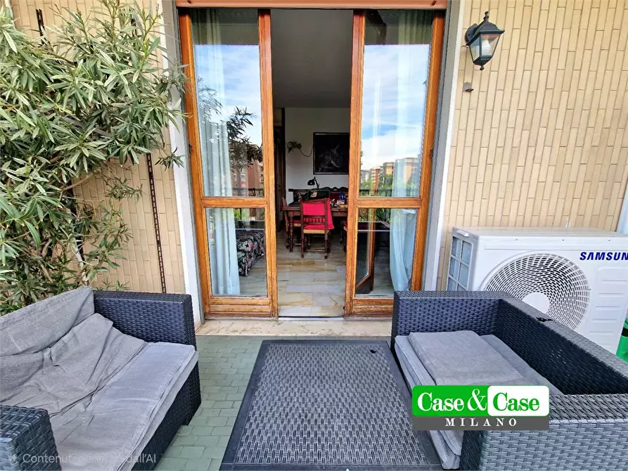 Immagine 9 di Appartamento in vendita  5 a Milano
