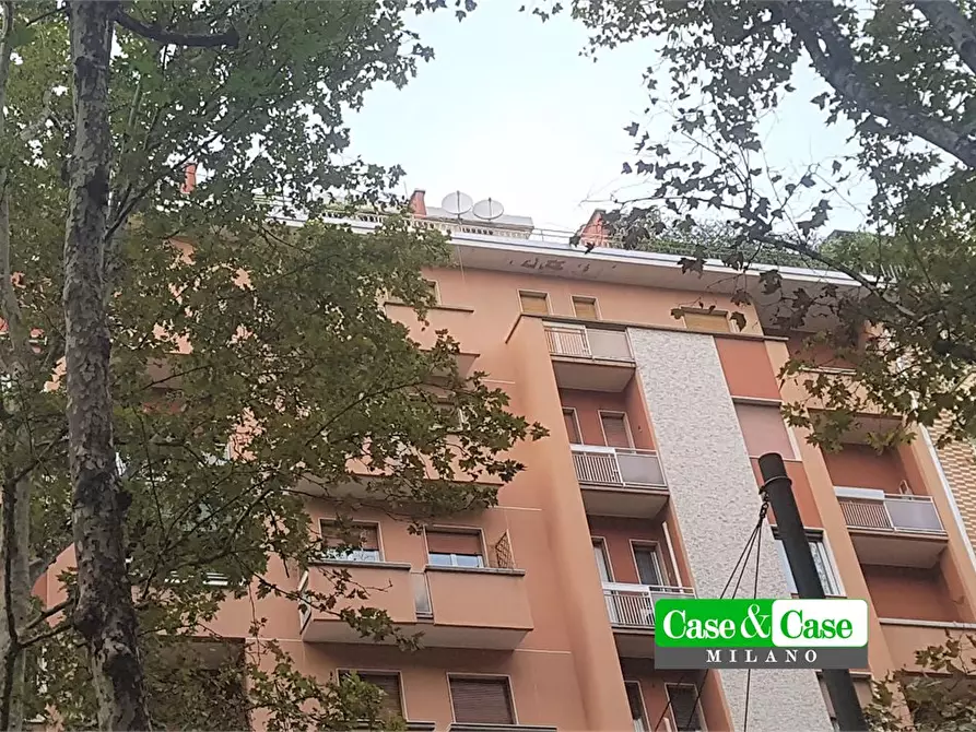 Immagine 1 di Appartamento in vendita  48 a Milano