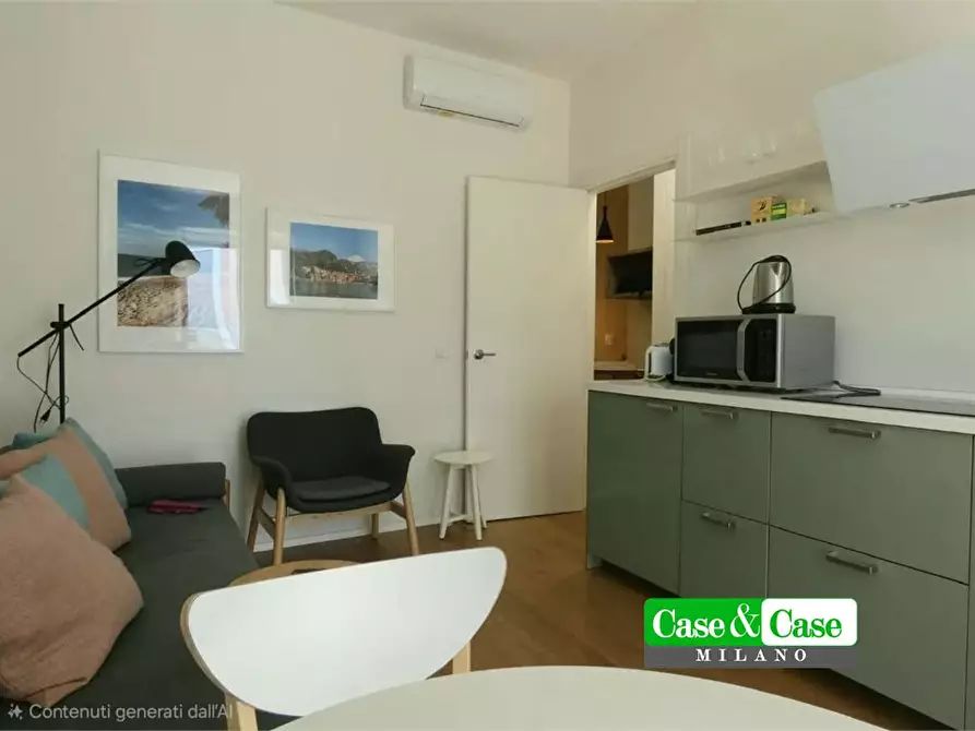 Immagine 9 di Appartamento in vendita  5 a Milano
