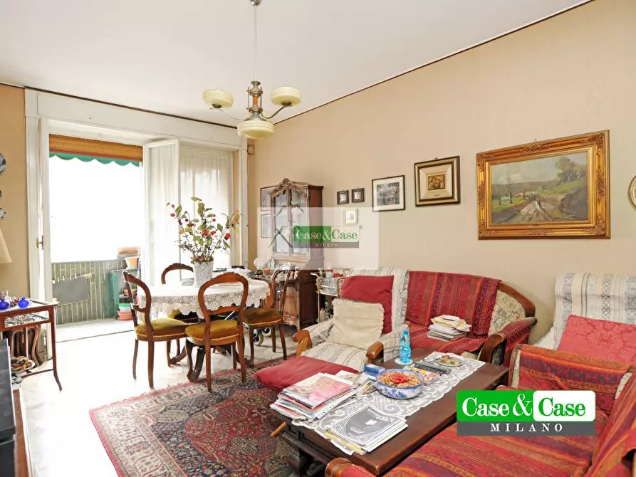 Immagine 2 di Appartamento in vendita  24 a Milano