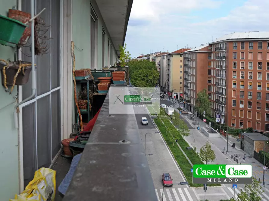 Immagine 5 di Appartamento in vendita  24 a Milano