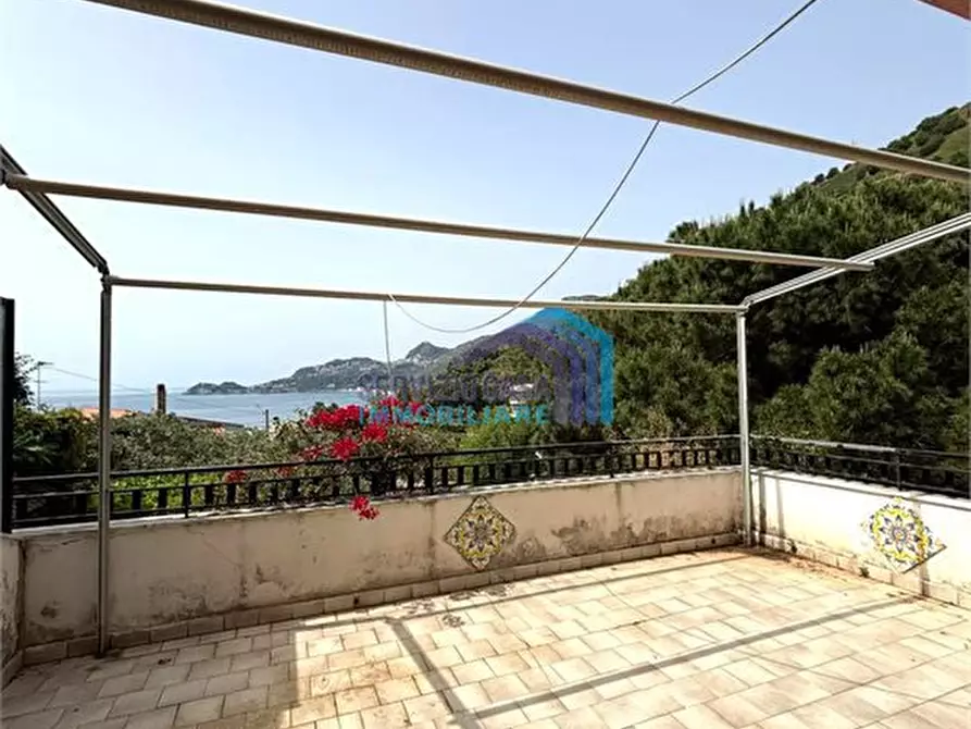 Immagine 2 di Appartamento in vendita  14 a Letojanni