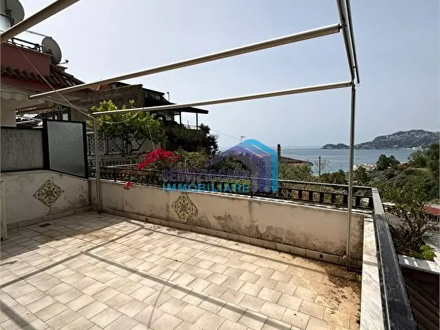 Immagine 3 di Appartamento in vendita  14 a Letojanni