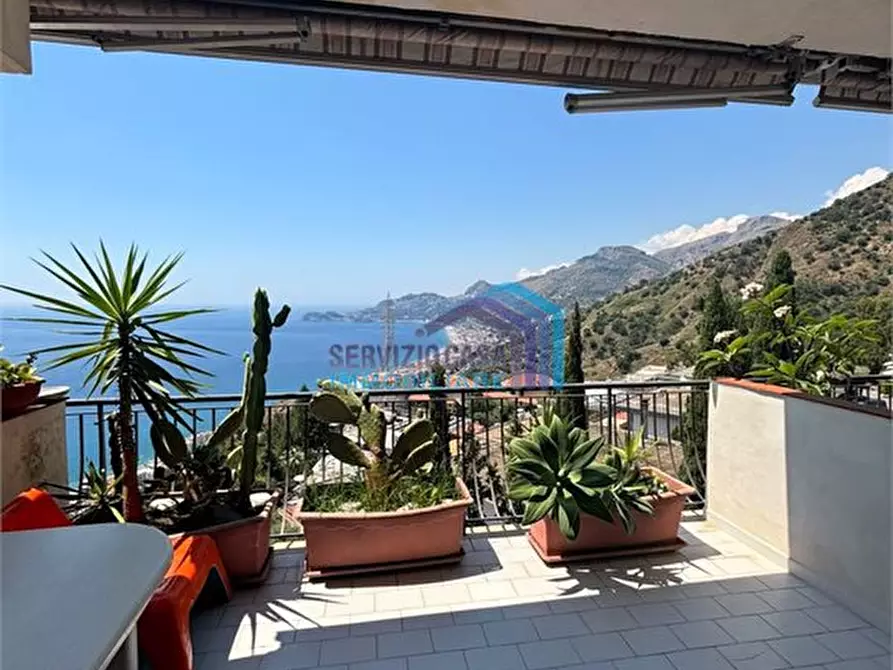 Immagine 4 di Appartamento in vendita  a Letojanni