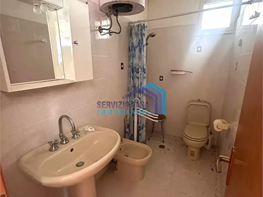 Immagine 8 di Villa in vendita  a Gallodoro