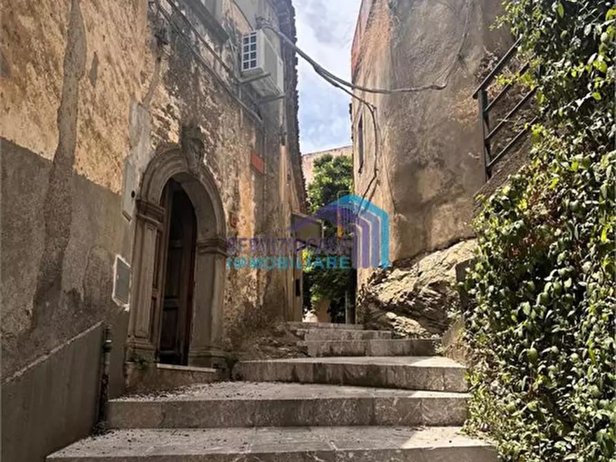 Immagine 5 di Villa in vendita  a Gallodoro