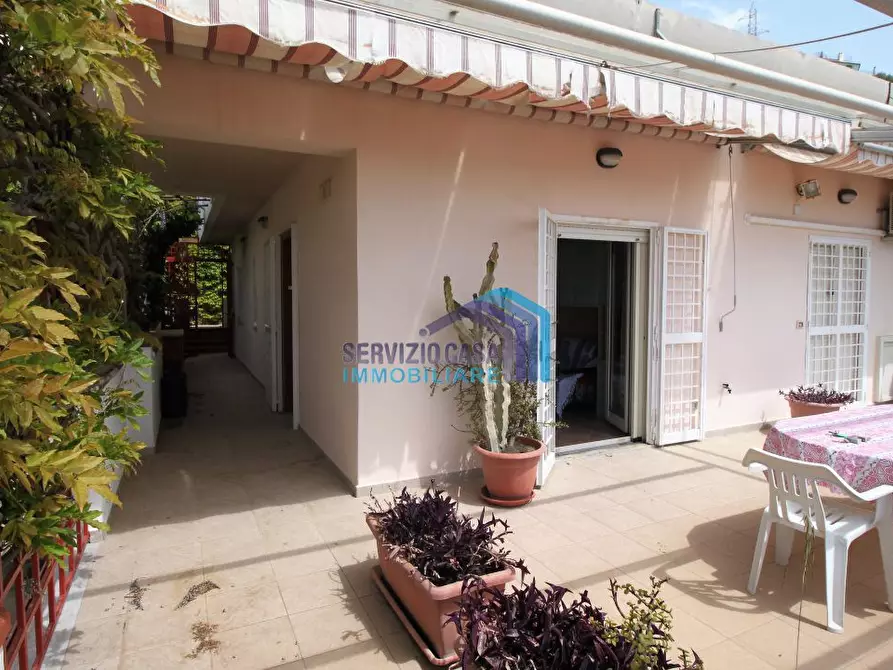 Immagine 3 di Casa semindipendente in vendita  a Letojanni