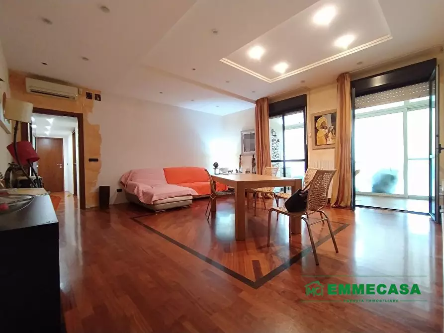 Immagine 2 di Appartamento in vendita  a Valenzano