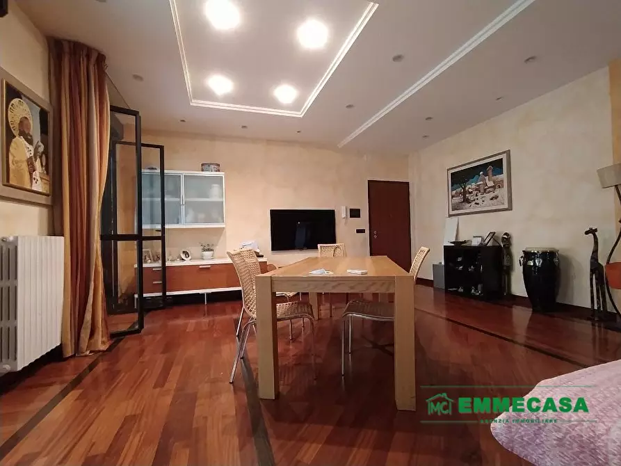 Immagine 3 di Appartamento in vendita  a Valenzano