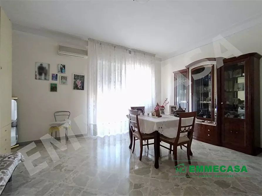 Immagine 1 di Appartamento in vendita  a Valenzano