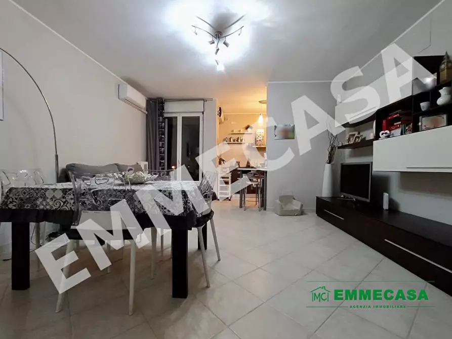 Immagine 2 di Appartamento in vendita  a Valenzano