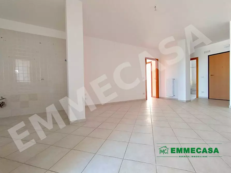 Immagine 4 di Appartamento in vendita  a Valenzano