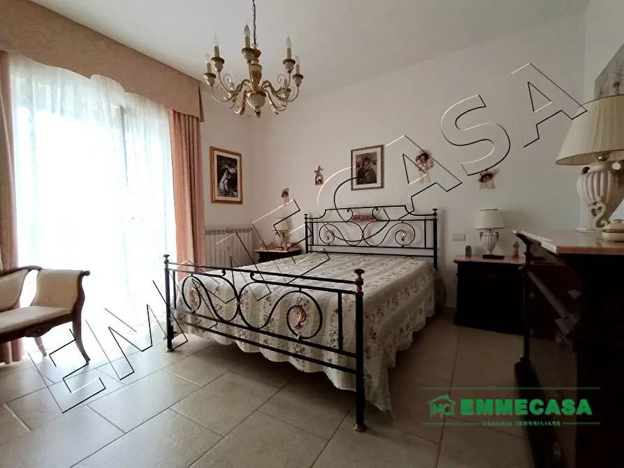 Immagine 4 di Appartamento in vendita  a Valenzano