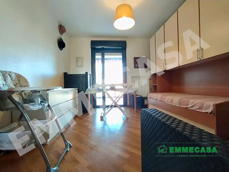 Immagine 5 di Appartamento in vendita  a Valenzano