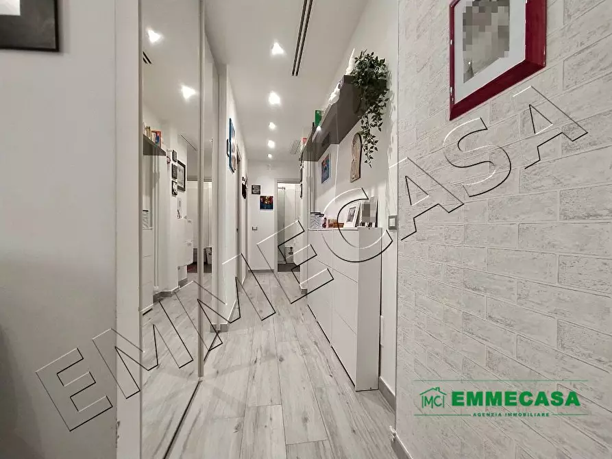 Immagine 3 di Appartamento in vendita  a Valenzano