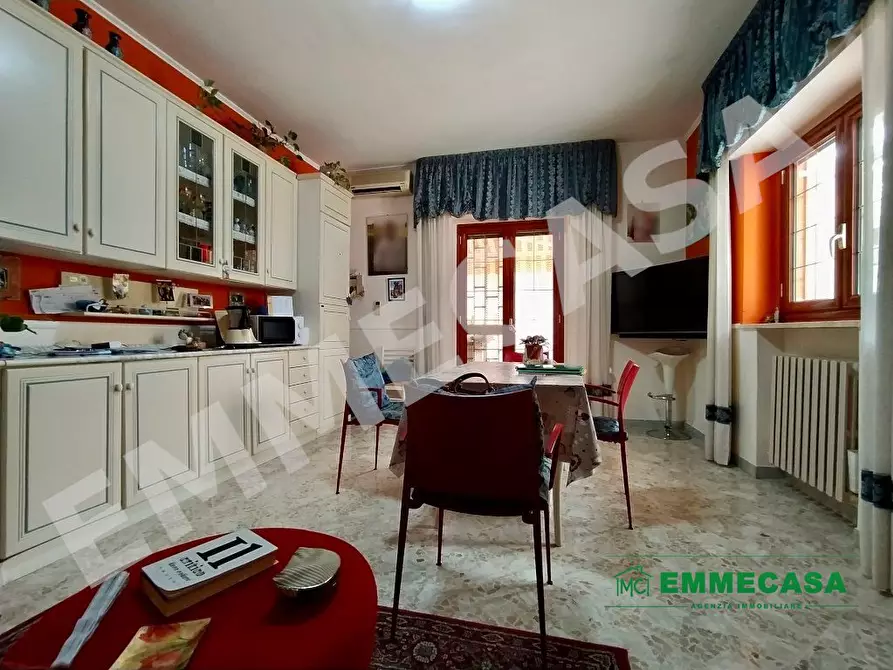 Immagine 3 di Appartamento in vendita  a Valenzano
