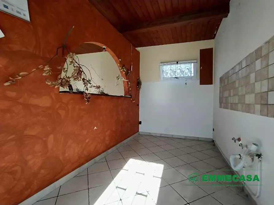 Immagine 6 di Appartamento in vendita  a Valenzano