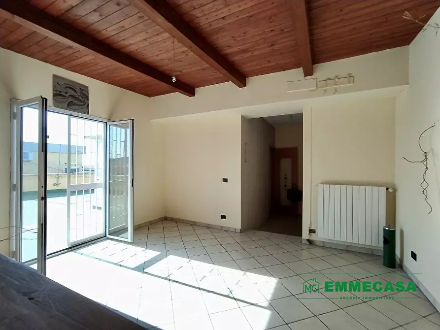 Immagine 3 di Appartamento in vendita  a Valenzano