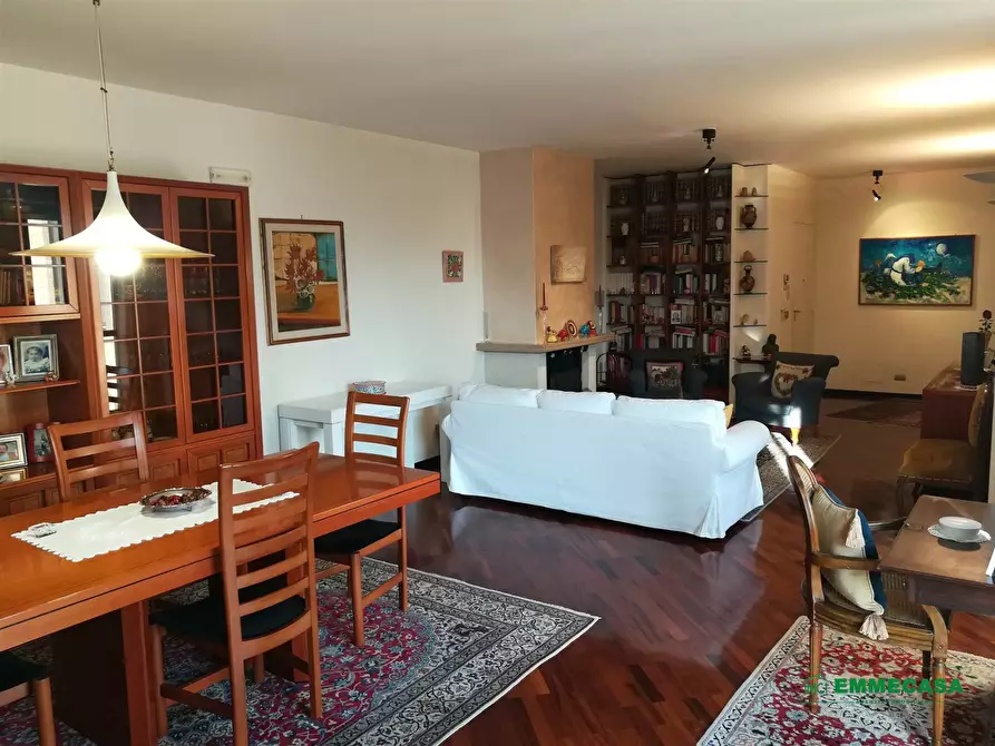 Immagine 3 di Appartamento in vendita  a Valenzano