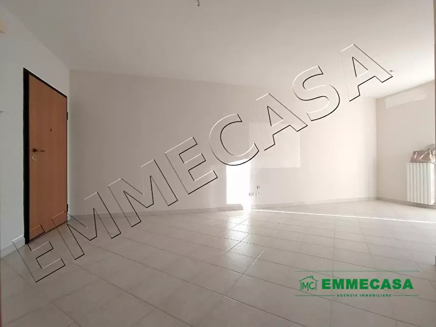 Immagine 7 di Appartamento in vendita  a Valenzano