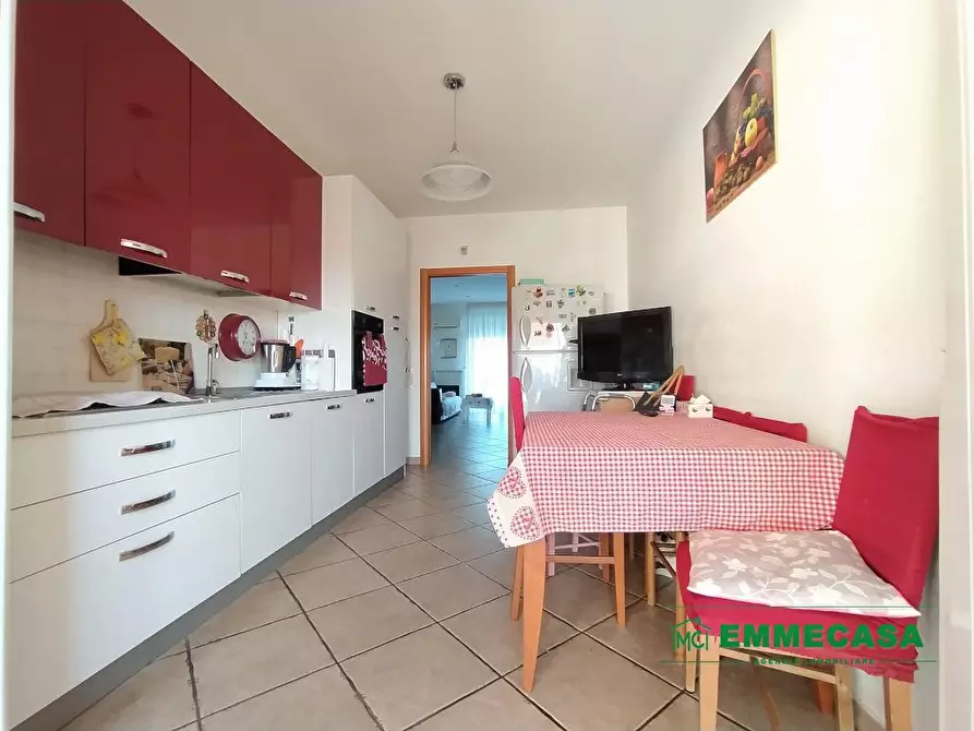 Immagine 6 di Appartamento in vendita  a Valenzano