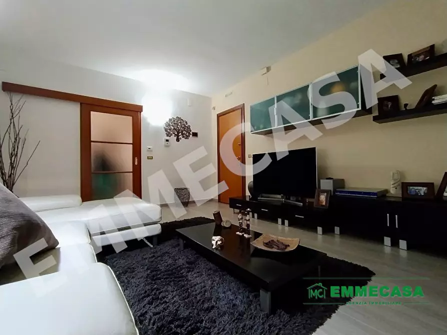 Immagine 3 di Appartamento in vendita  a Valenzano