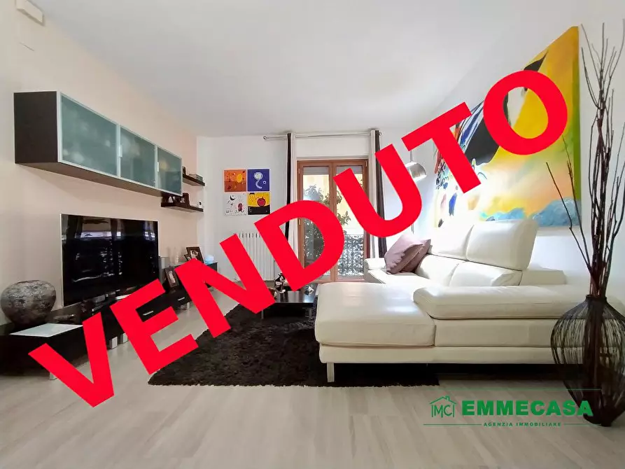 Immagine 1 di Appartamento in vendita  a Valenzano