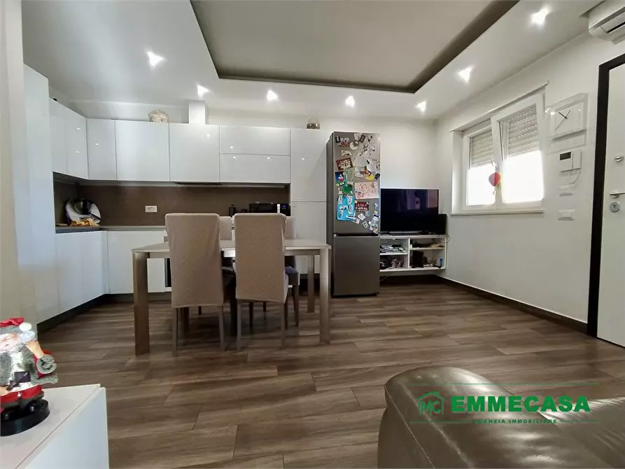 Immagine 6 di Villa in vendita  a Valenzano