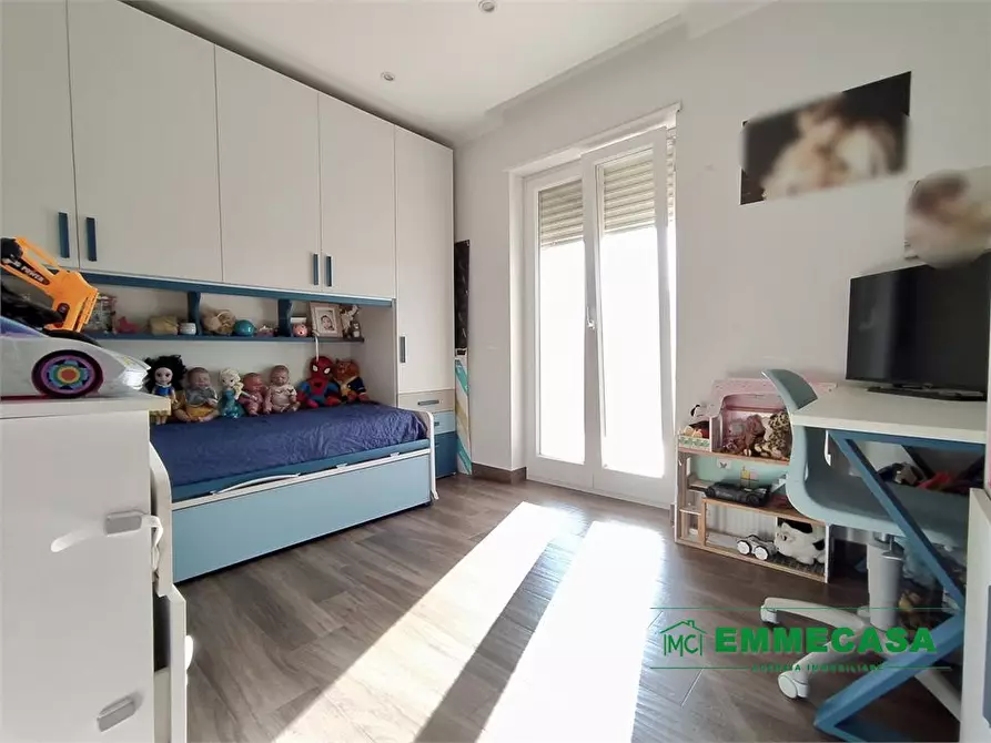 Immagine 9 di Villa in vendita  a Valenzano